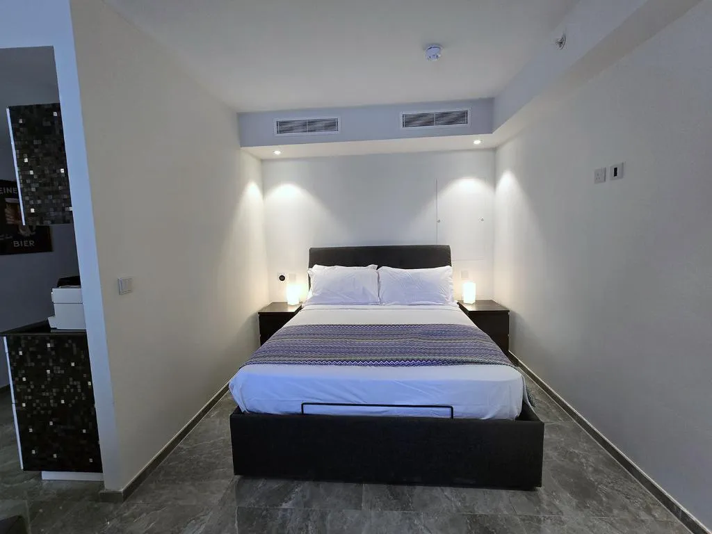 STUDIO WITH BALCONY Room, Mercury Suites - Skydream Getaways, Malta