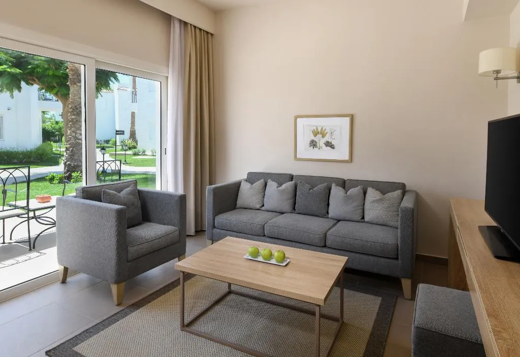 FAMILY ROOM QUEEN SIZE BED Room, Jaz Fanara Residence, Red Sea Riviera