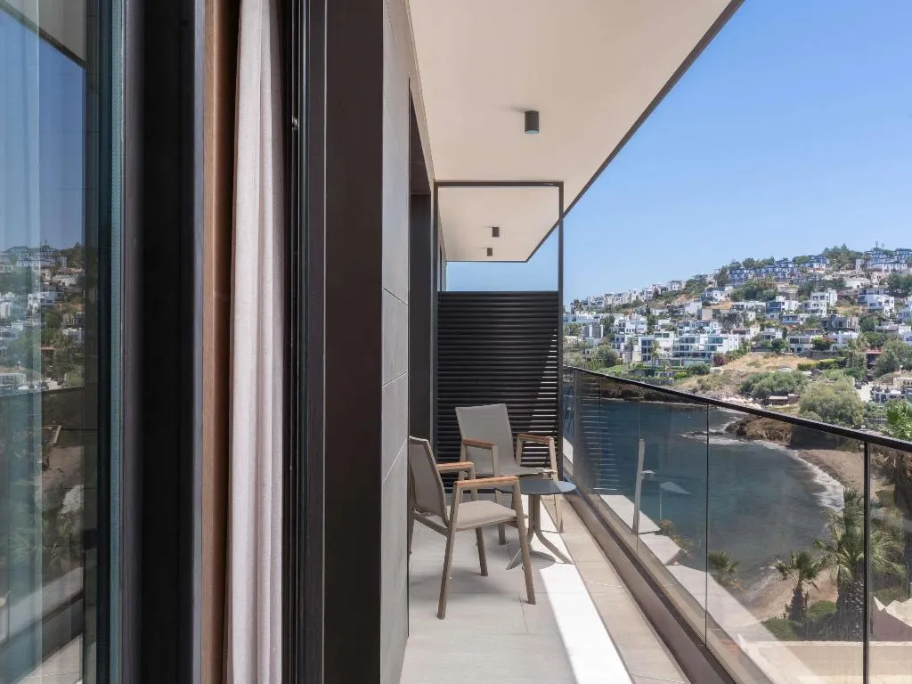 SUITE SUPERIOR Room, The Bodrum Hotel Yalikavak - MGallery Collection, Bodrum
