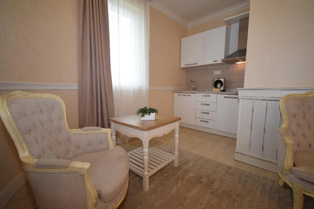 APARTMENT TWO BEDROOMS ONE BATHROOM Room, Therma Palace, Varna