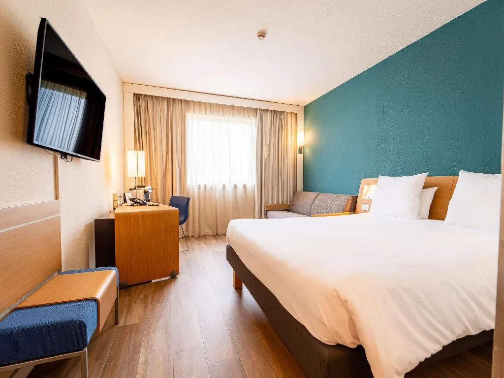 DOUBLE EXECUTIVE Room, Novotel Roma Est, Rome