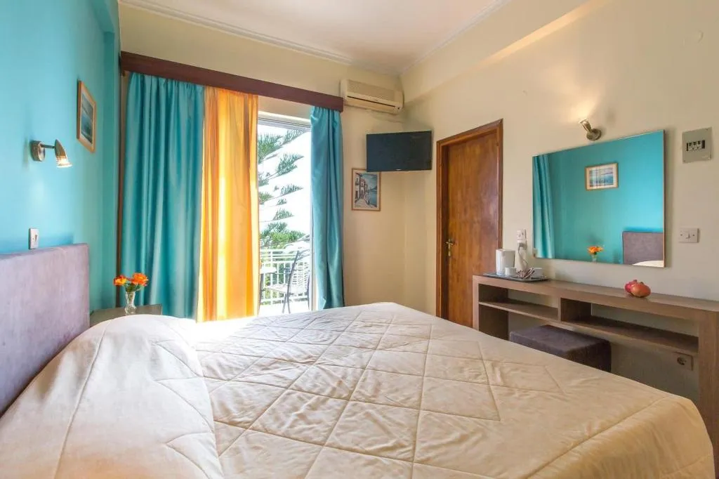 Room, Tolon Beach Hotel, Athens