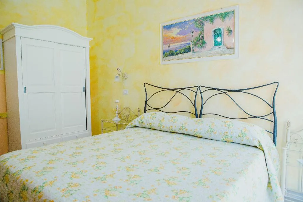 Room, B&B I Gerani, Alghero