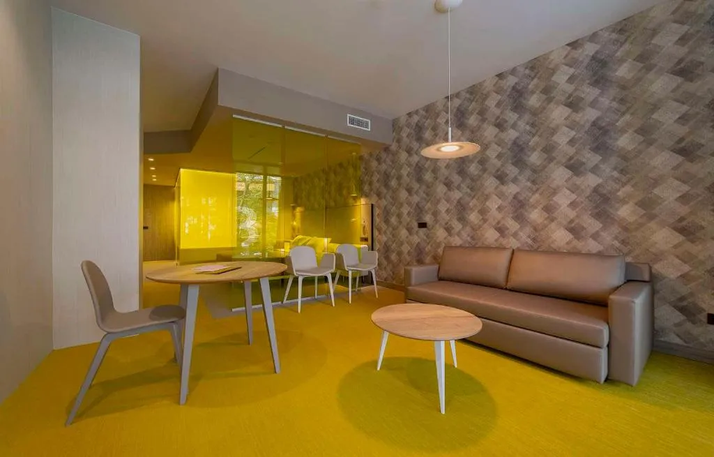 Room, Macia Sevilla Kubb, Seville