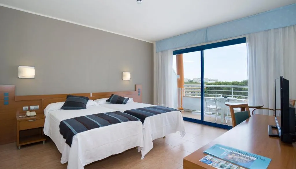 Double or Twin STANDARD Room, Ponient Piramide Salou by PortAventura World, Costa Dorada