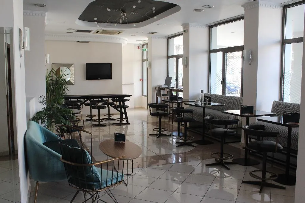 Lobby, Rotonda, Halkidiki