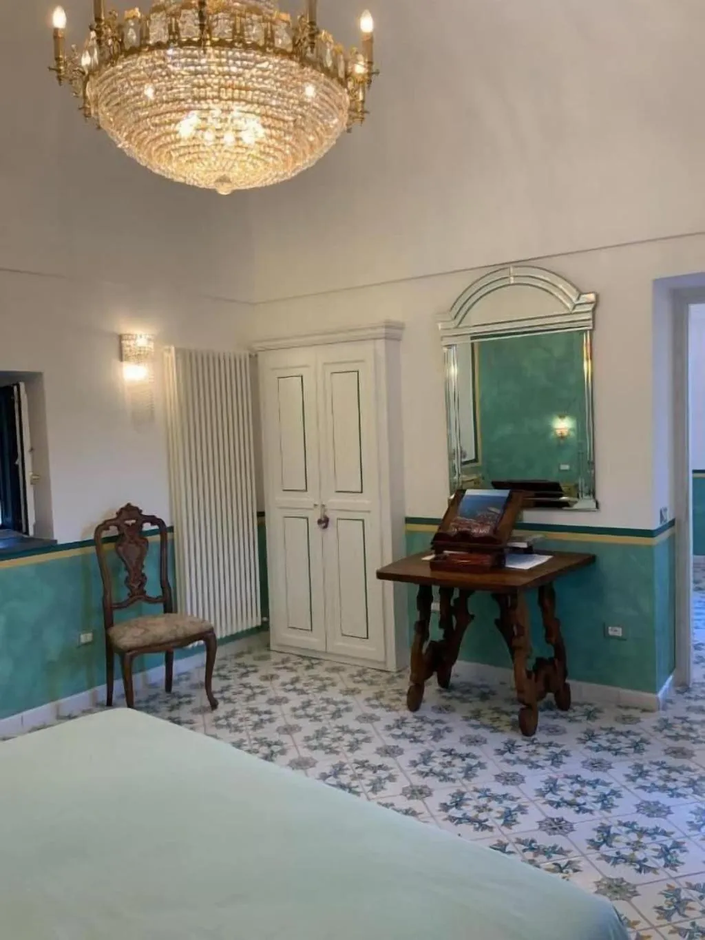 Room, B&B La Zagara, Naples