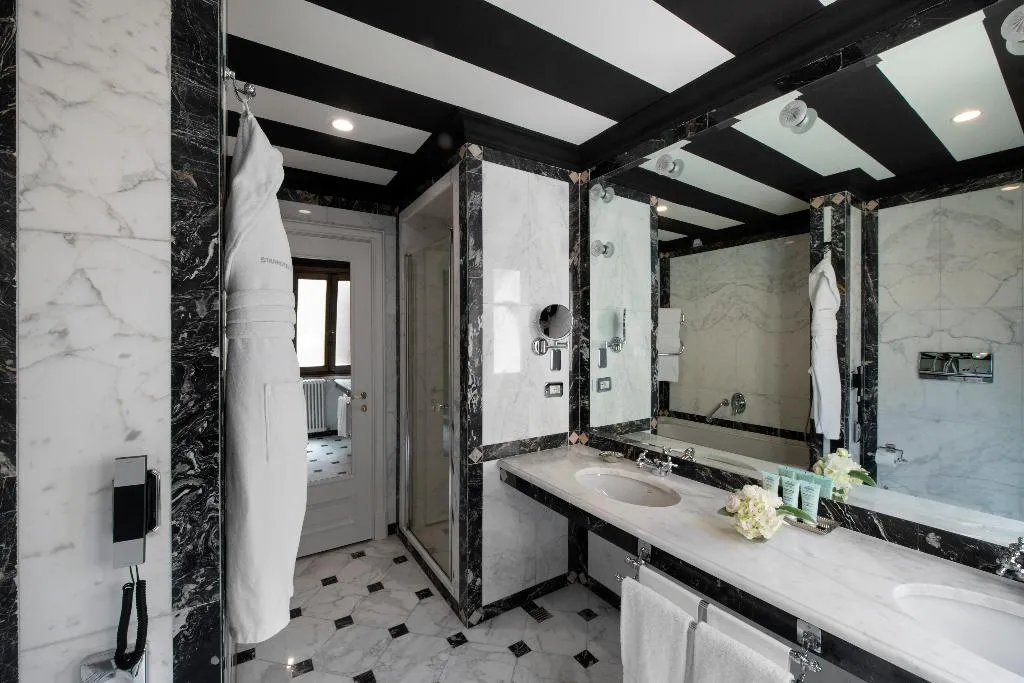 TRIPLE STANDARD Room, Helvetia & Bristol Firenze - Starhotels Collezione, Florence