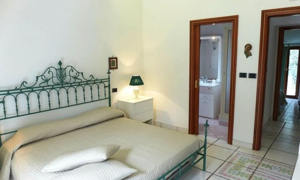 Room, Villa Irma, Naples