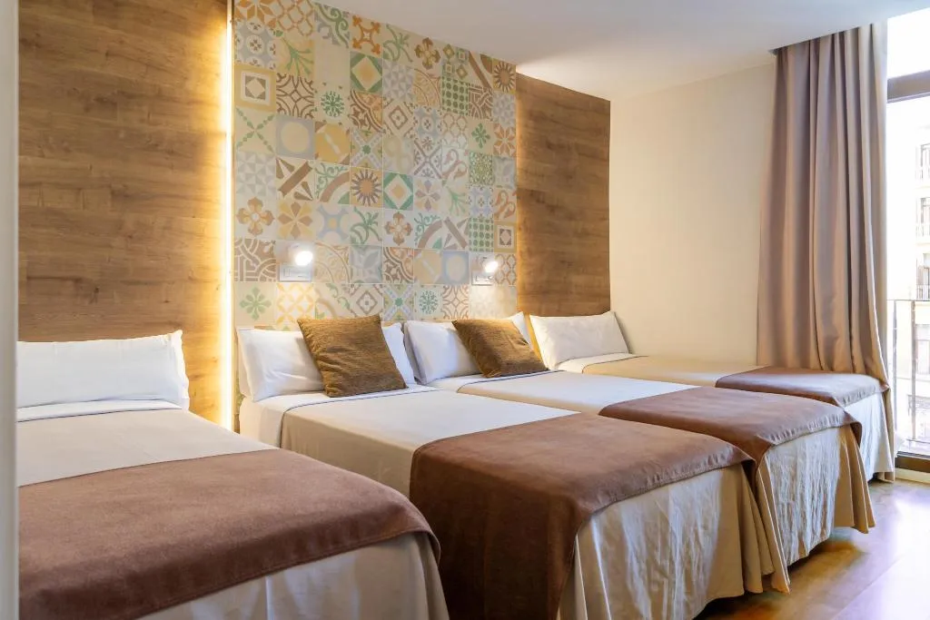 Room, Hostal Mare Nostrum, Barcelona