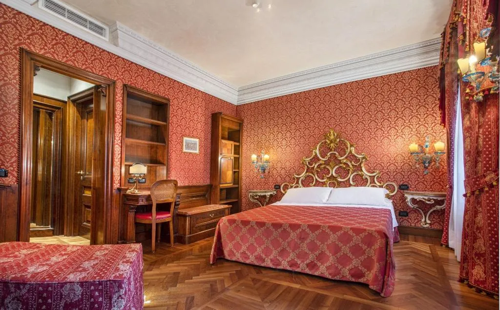Room, Palazzina Veneziana, Venice