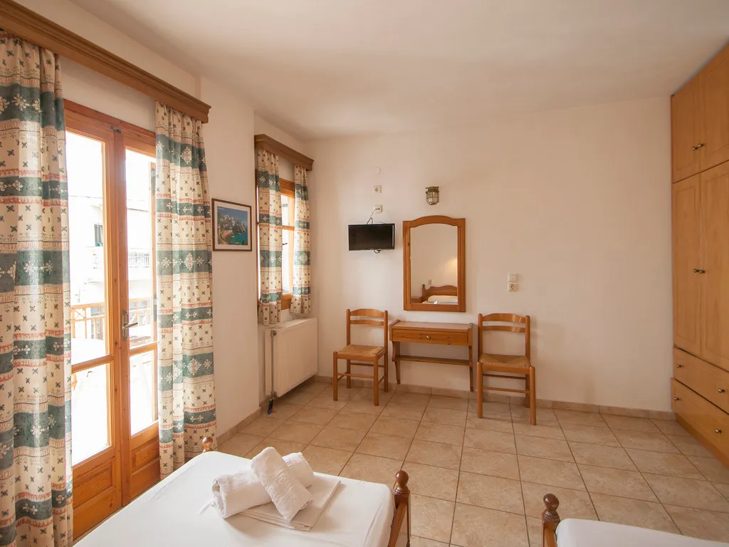 Double or Twin STANDARD Room, Pension Laura, Skiathos