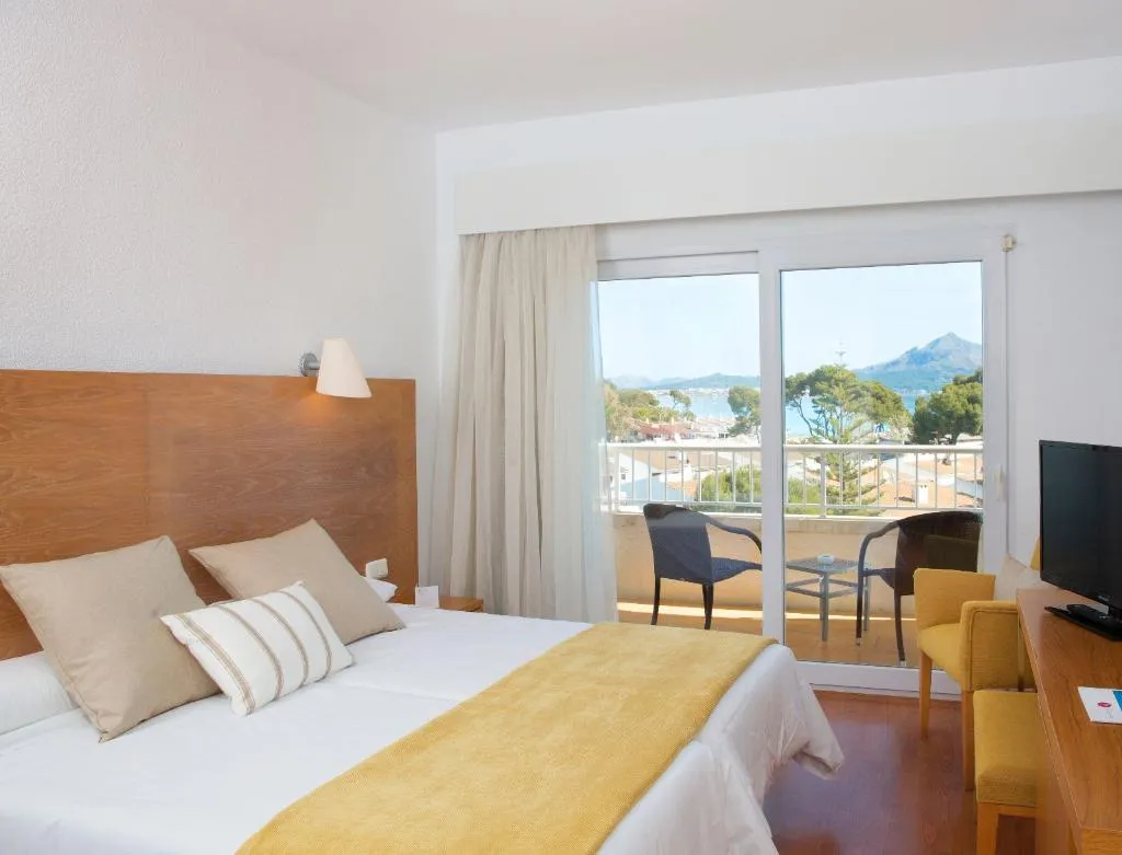 Double or Twin STANDARD Room, JS Alcudi Mar, Majorca