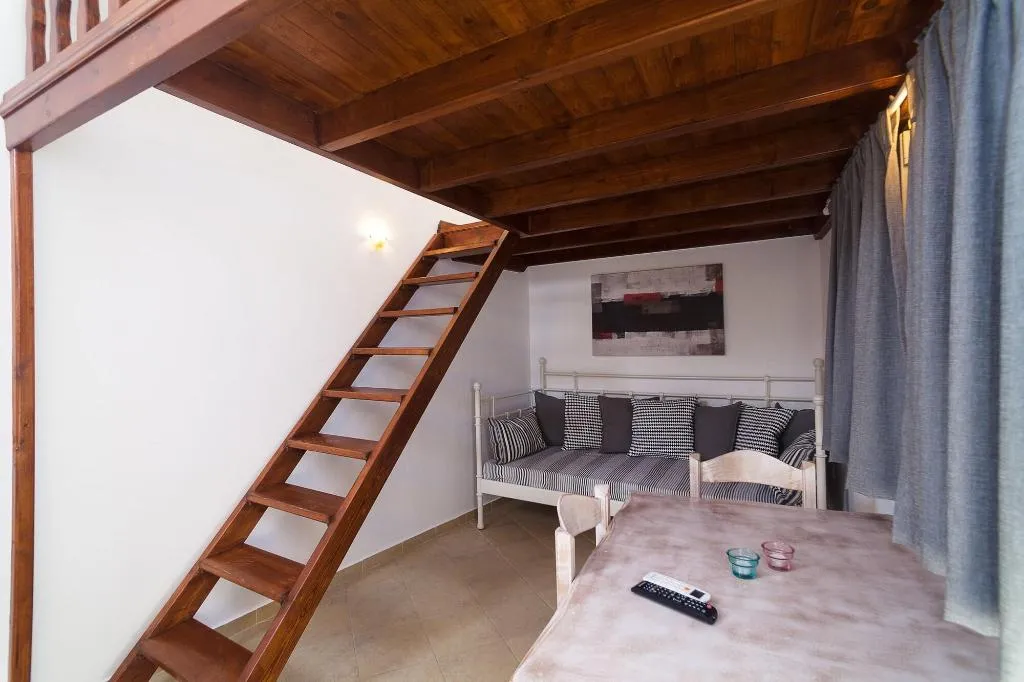 Room, Aelia Suites, Santorini