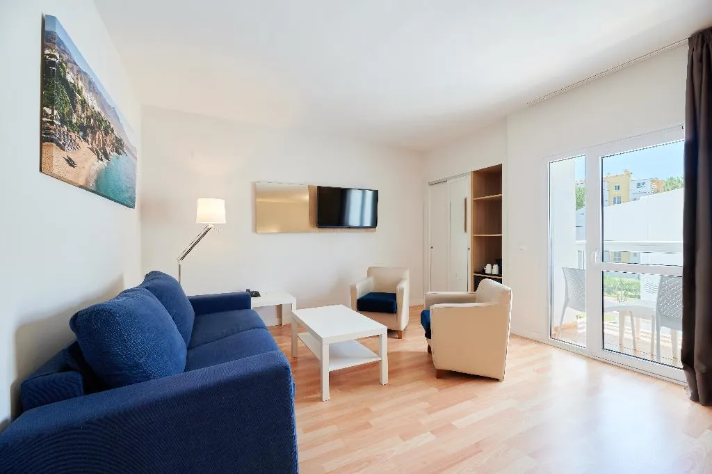 JUNIOR SUITE CAPACITY 1 Room, AluaSun Marbella Park, Costa Del Sol