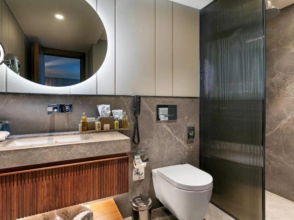 Room, Rixos Sungate Land of Legend Theme Park FreeAcces, Antalya