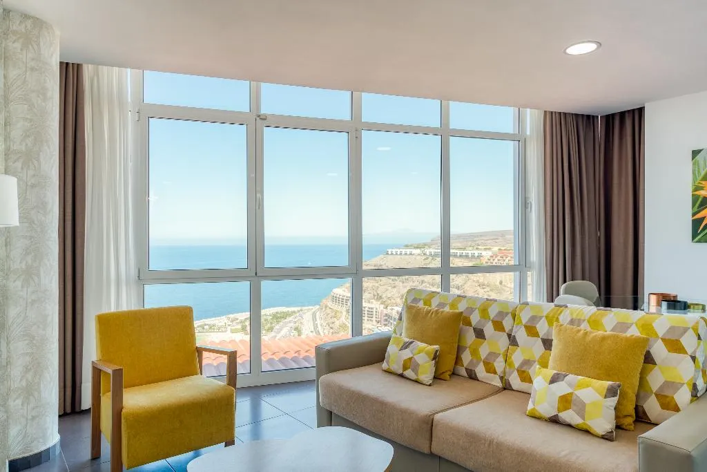 Double or Twin STANDARD Room, Holiday Club Vista Amadores, Gran Canaria