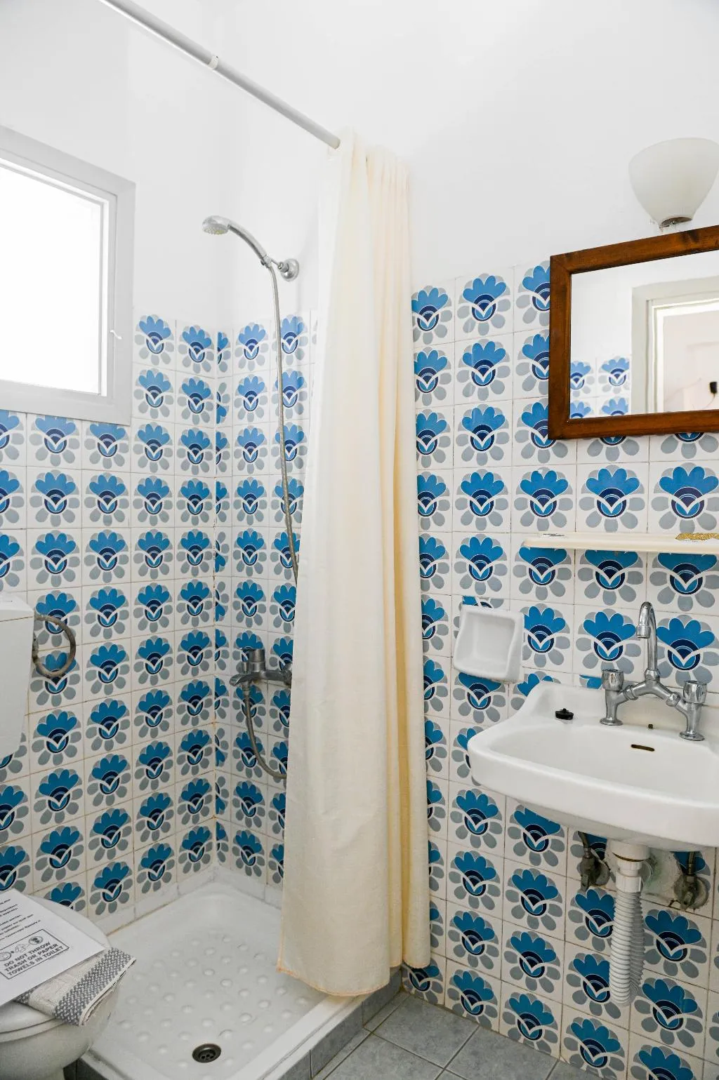 DOUBLE CLASSIC WITH BALCONY Room, Narkissos Hotel, Santorini