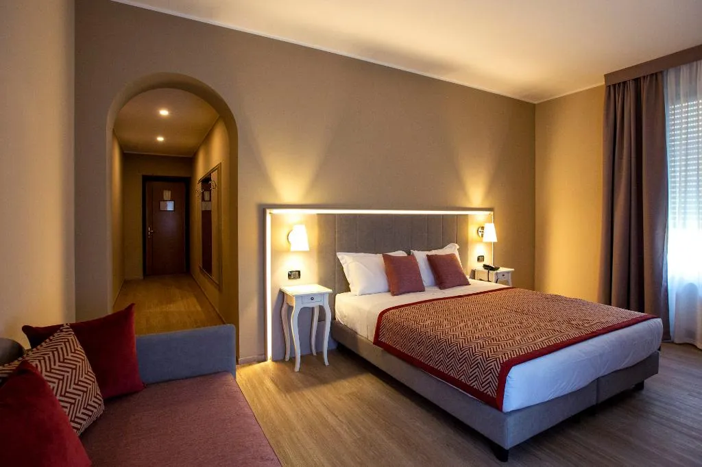 TRIPLE STANDARD Room, Hotel Villa Malpensa, Milan