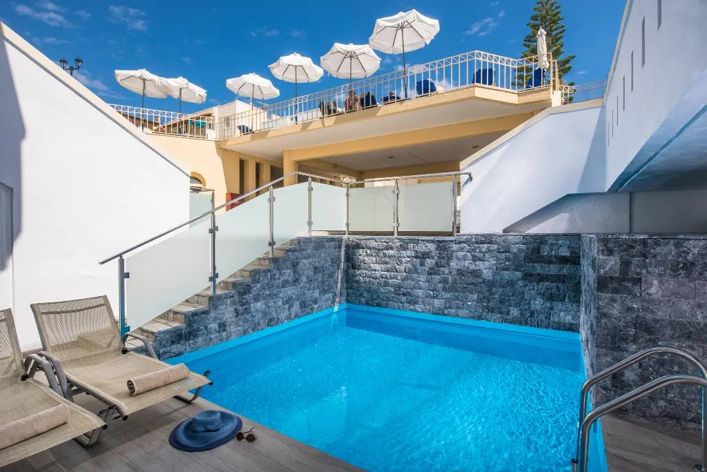 Double or Twin POOL VIEW Room, Alexander House, Crete