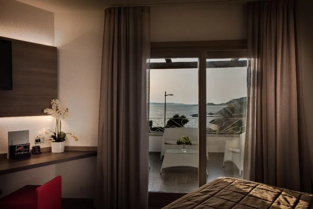 SUITE SEA FRONT Room, Grand Hotel Resort Ma&Ma - Adults Only, Olbia