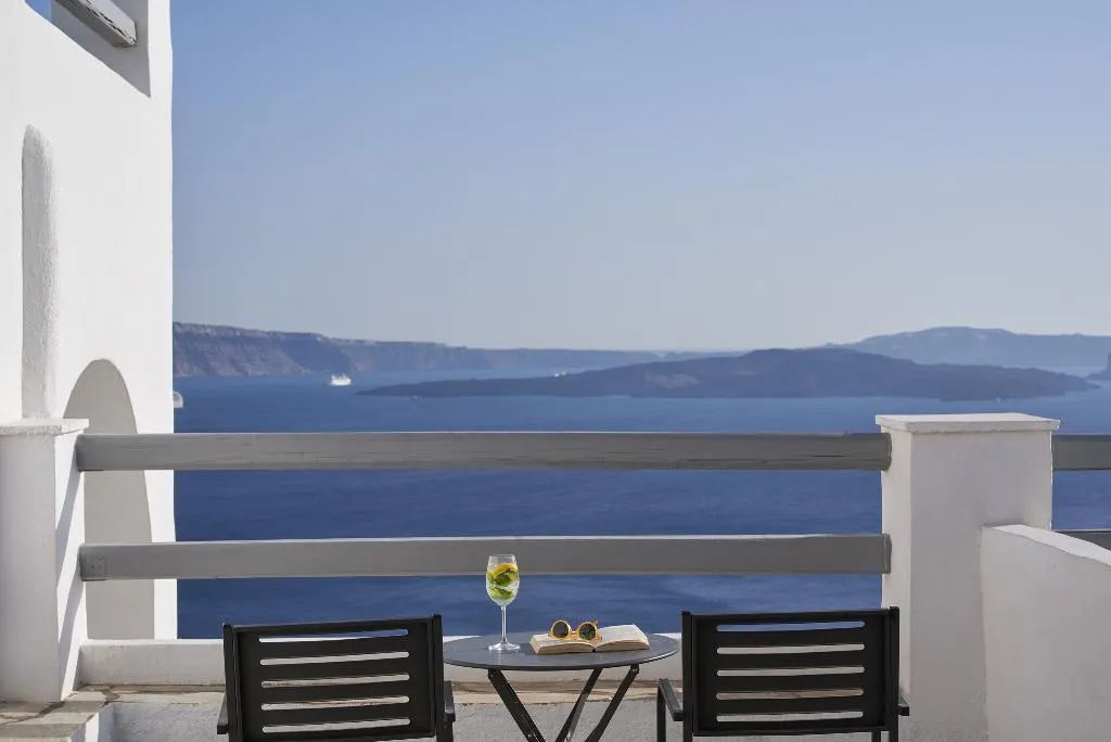 Double or Twin WITH VIEWS Room, Mr. & Mrs. White Oia - Santorini, Santorini