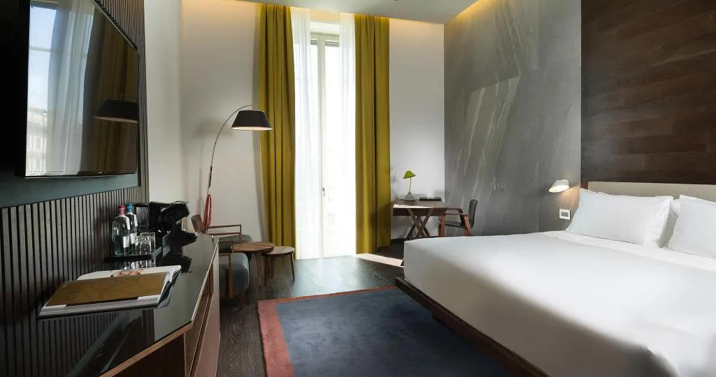 SUITE STANDARD Room, The Glamore Milano Duomo, Milan