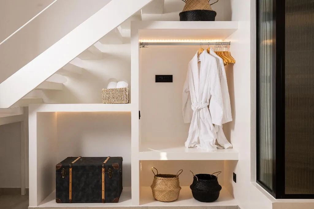 SUITE SUPERIOR Room, Oliving Mykonos Suites, Mykonos