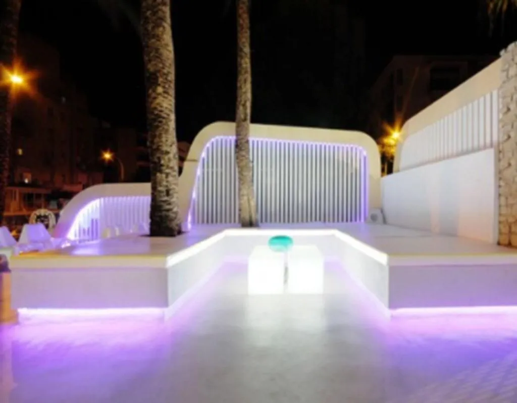 Sports and Entertainment, Safari, Valencia