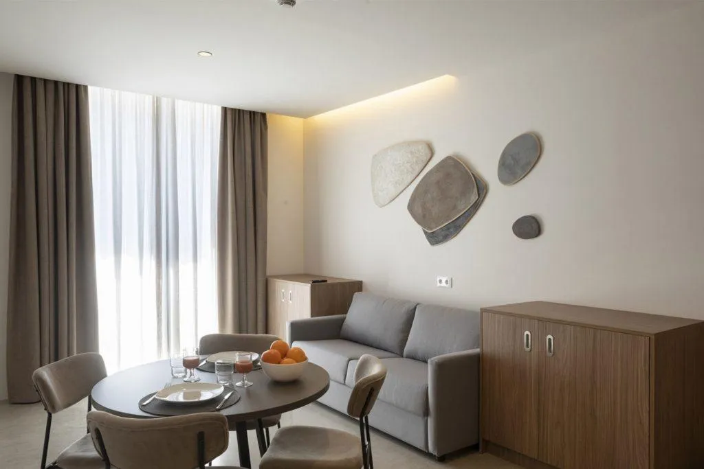 APARTMENT DUPLEX Room, Dau Studios, Valencia