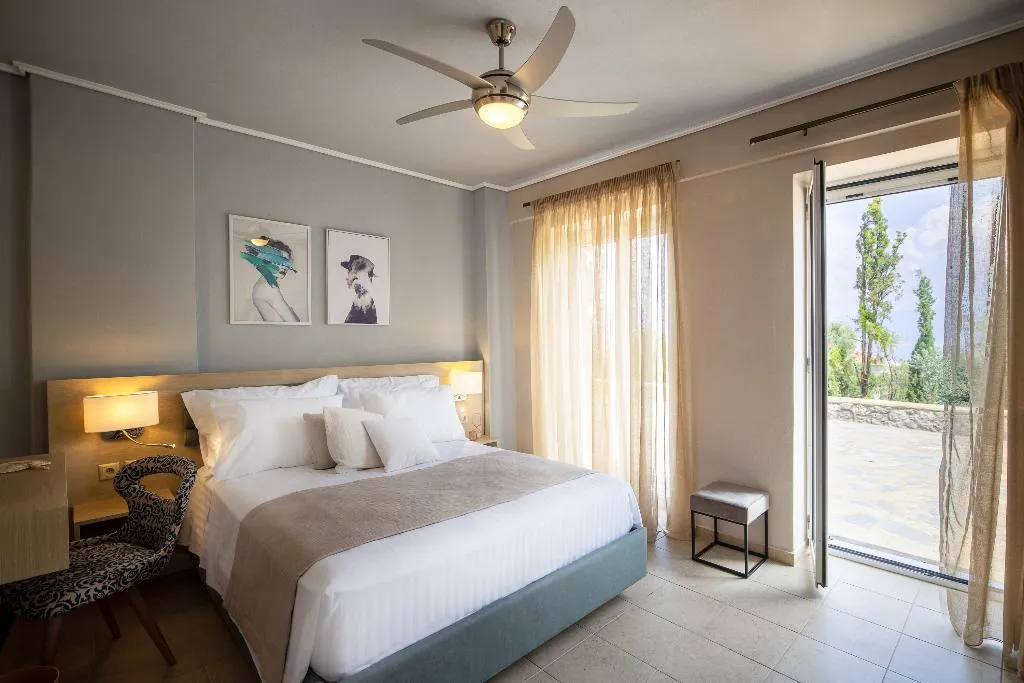VILLA SEA VIEW WITH PRIVATE POOL Room, Searocks Exclusive Village, Kalamata