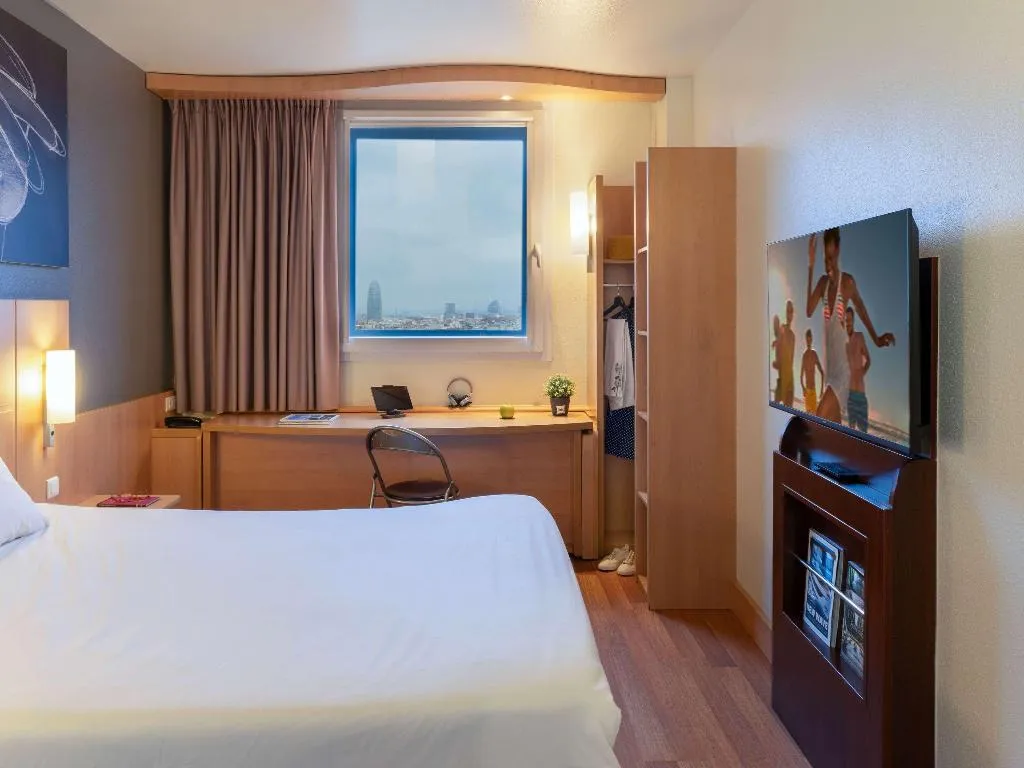 DOUBLE STANDARD Room, ibis Barcelona Meridiana, Barcelona