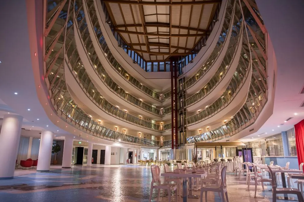Lobby, Mercure Olbia, Olbia