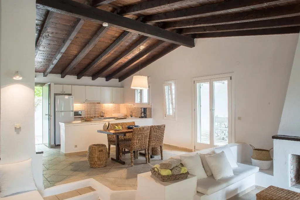 VILLA GRAND Room, Skiathos Holidays Hotel, Skiathos