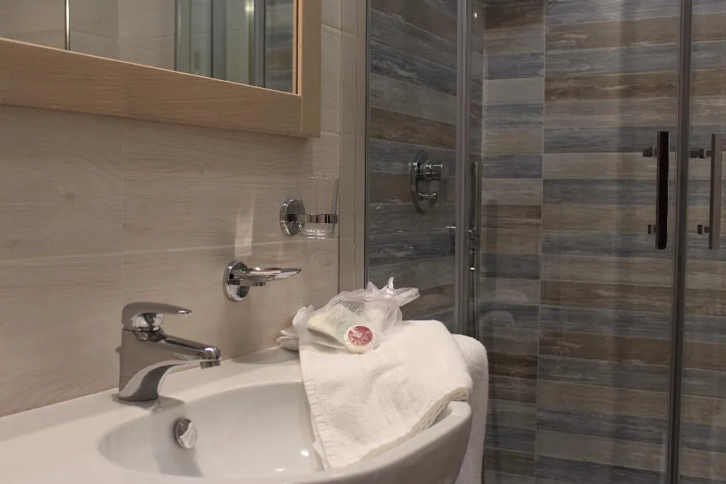 APARTMENT CAPACITY 2 ONE BEDROOM Room, Casa Vacanza San Pietro, Naples