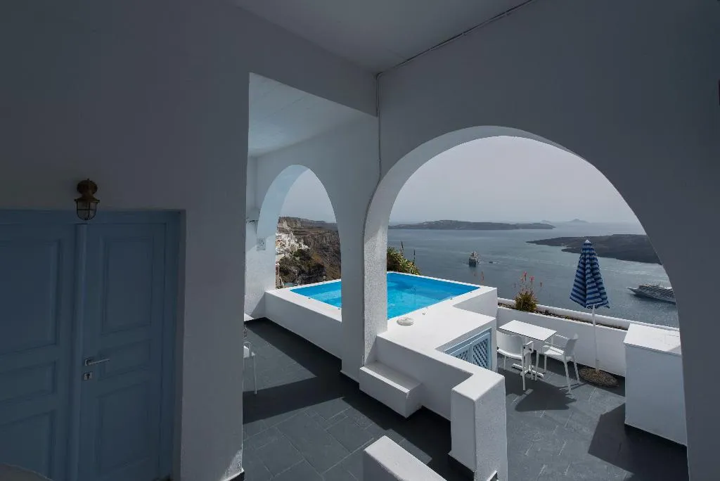 General view, Kastro Suites, Santorini
