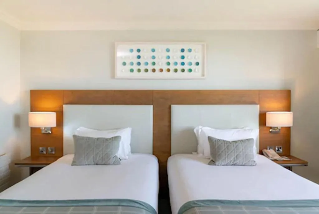 TWIN GARDEN VIEW Room, Portmarnock Hotel and Golf Links, Dublin