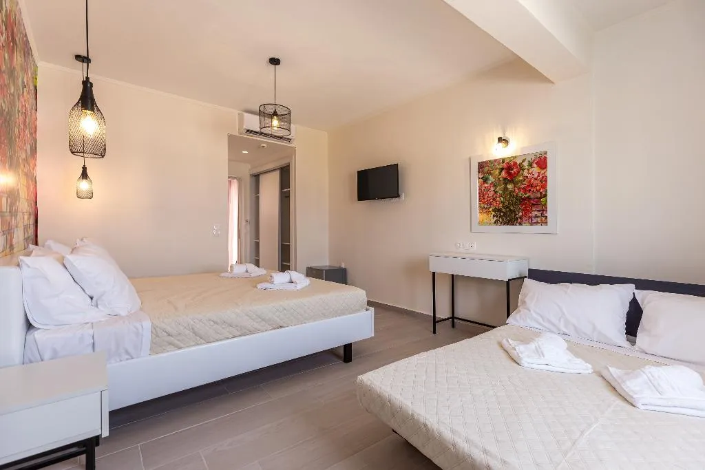 QUADRUPLE SEA VIEW Room, Aqua Luxury Suites, Corfu