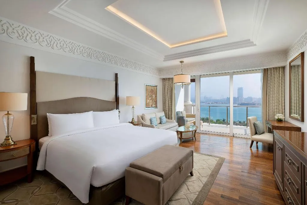 SUITE SEA VIEW Room, Waldorf Astoria Dubai Palm Jumeirah, Dubai