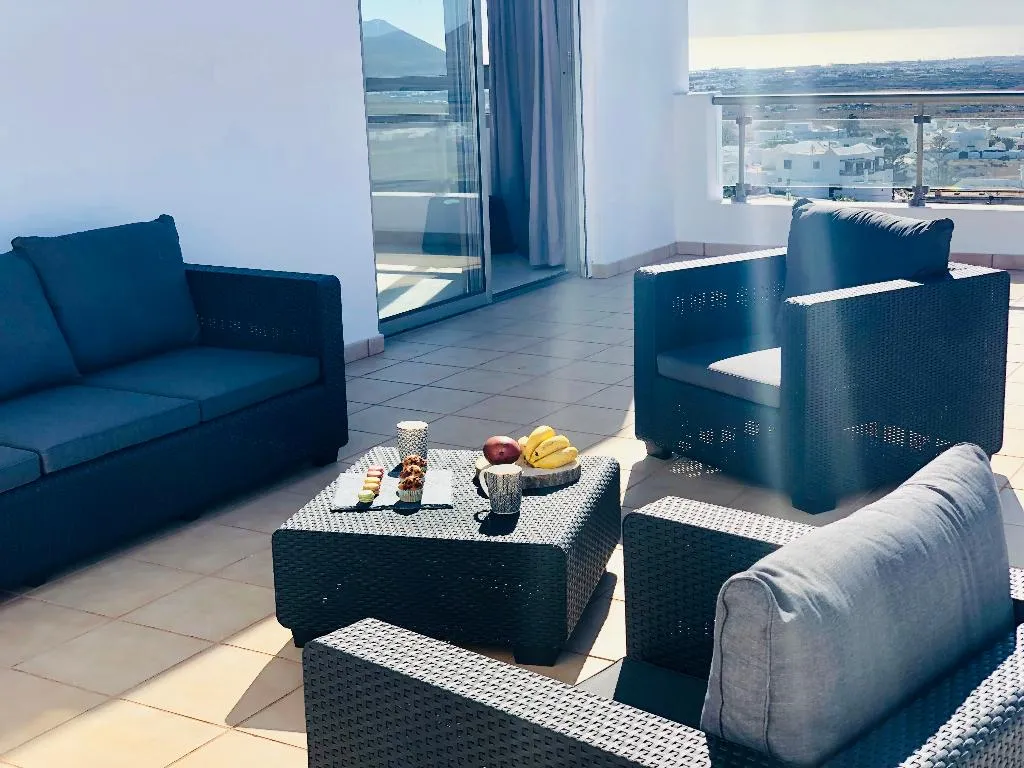 VILLA THREE BEDROOMS Room, Infinity Views Village, Lanzarote
