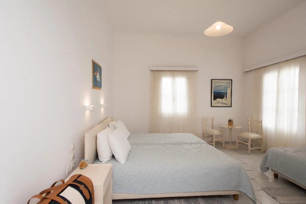 TRIPLE STANDARD Room, Charissi, Mykonos