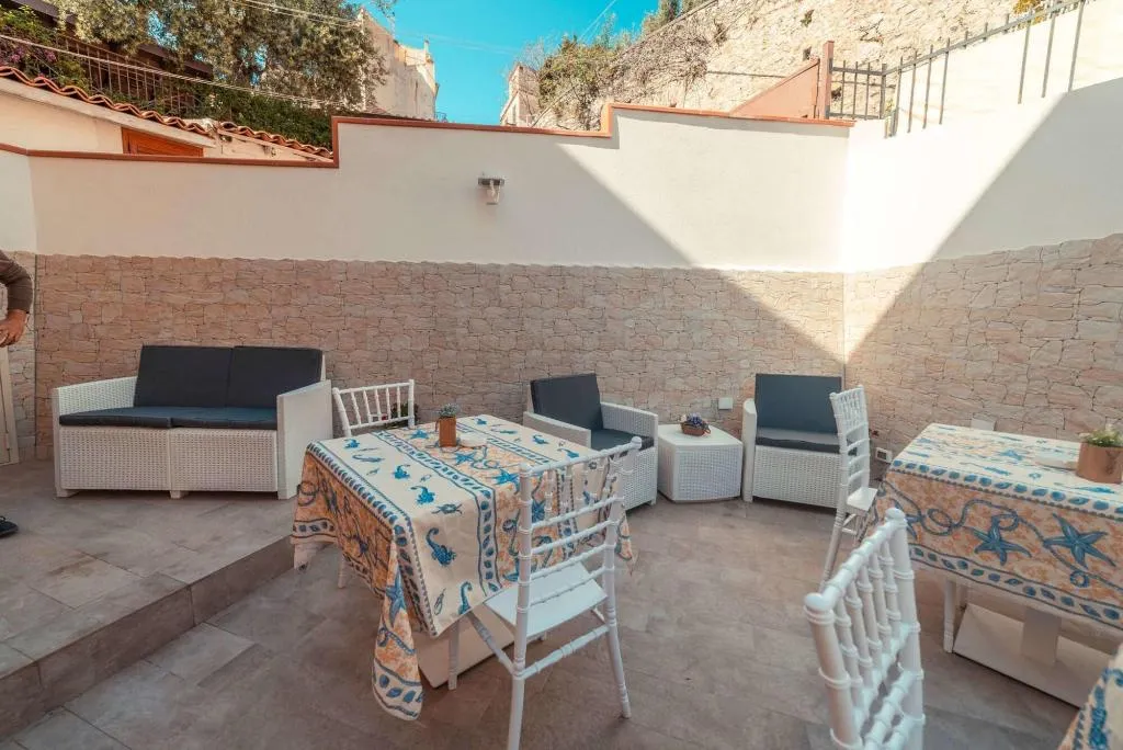 Room, Bed And Breakfast Dionisio, Taormina