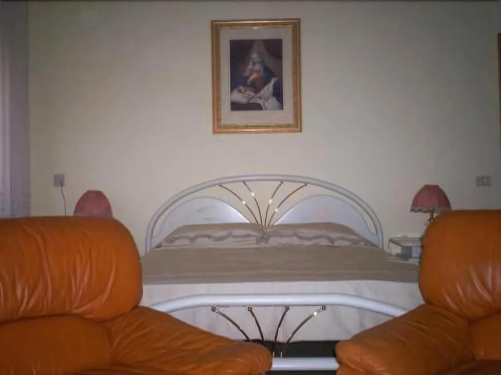 Room, Le Case Di Anna E Carla, Palermo