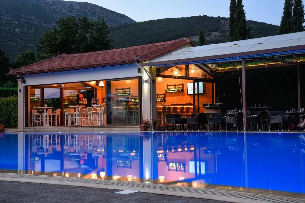 Sports and Entertainment, Mont Helmos, Athens