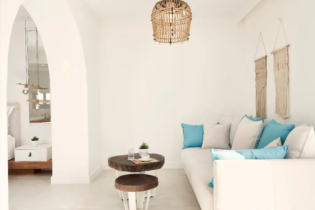 DOUBLE WITH PRIVATE POOL Room, Nikki Beach Resort & Spa Santorini, Athens