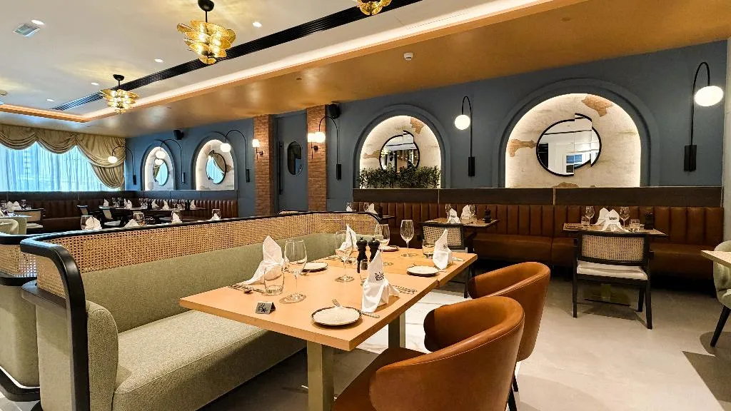 Restaurant, Millennium Airport Hotel Dubai, Dubai