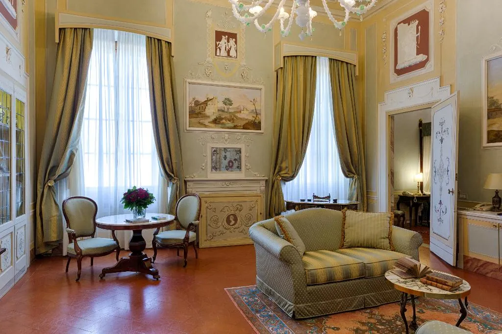 SUITE DELUXE Room, Villa Olmi Firenze, Florence