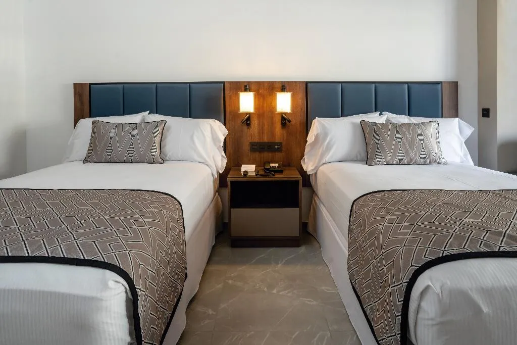 JUNIOR SUITE STANDARD Room, Riu Palace Kukulkan - Adults Only - All Inclusive, Cancun Area