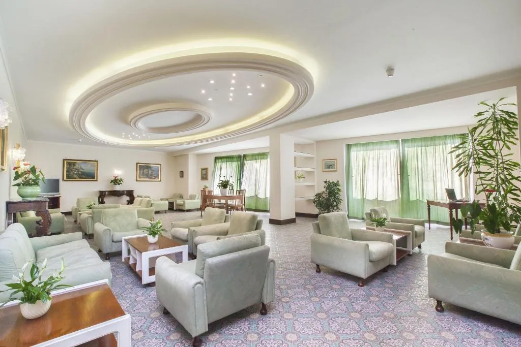 Lobby, Piccolo Paradiso, Naples