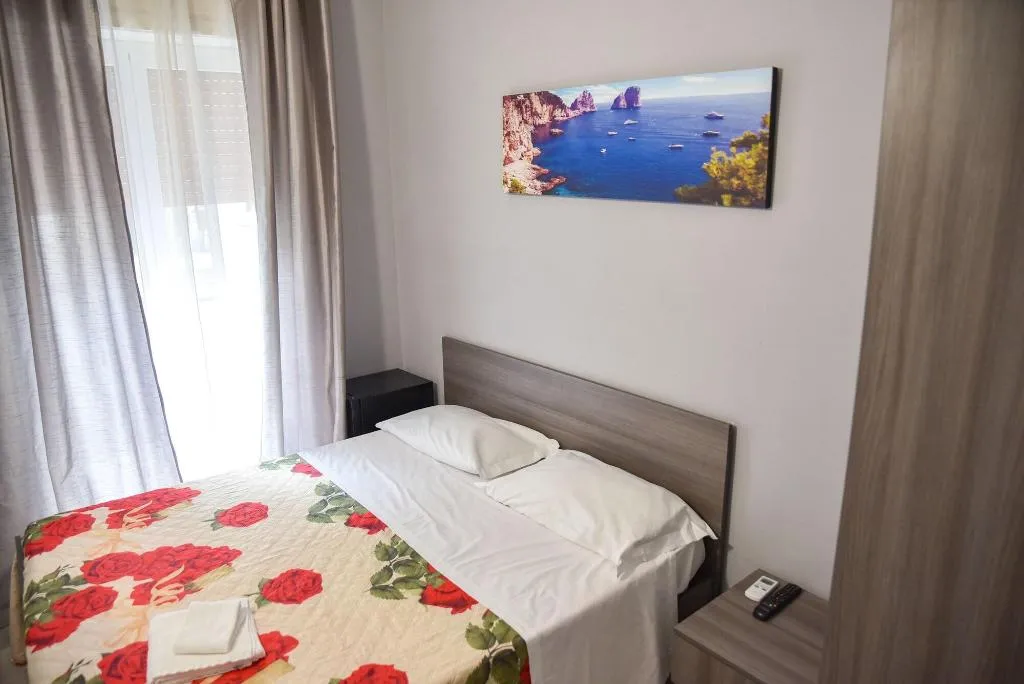 Room, Mirosa Bed And Breakfast, Naples